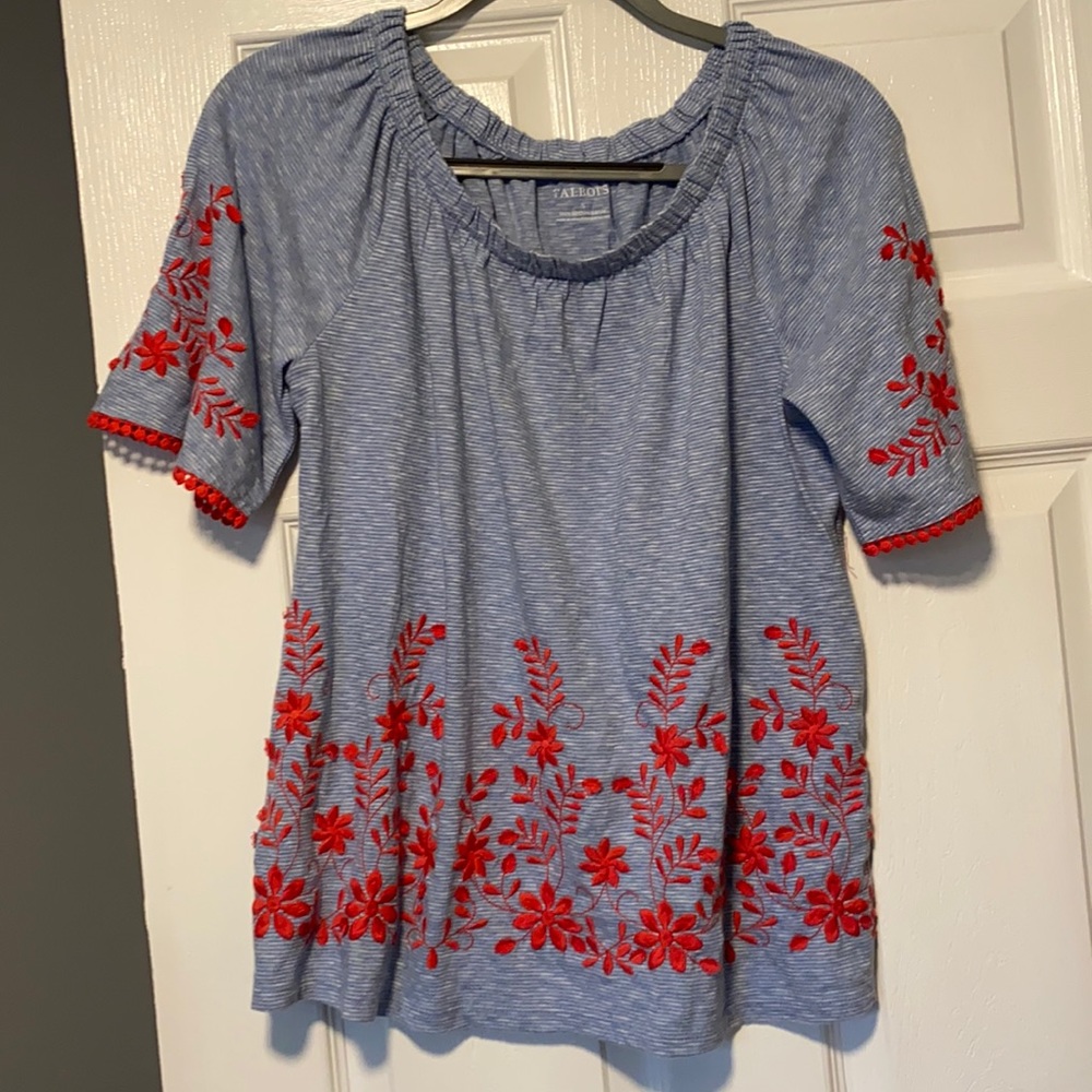 Talbots 100% cotton top with embroidery accents
